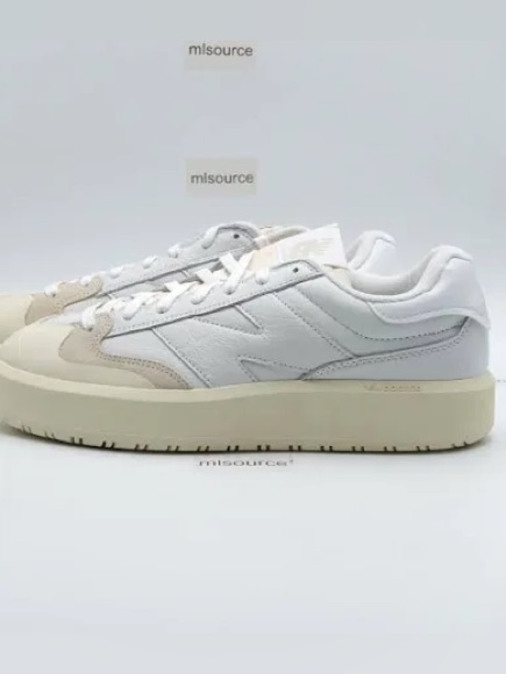 White New Balance CT302 sneakers